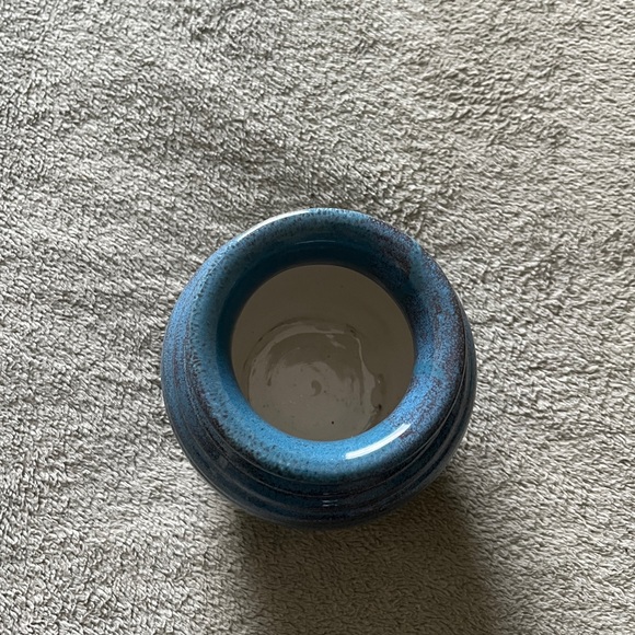 Ocean Blue Vase - Picture 3 of 4